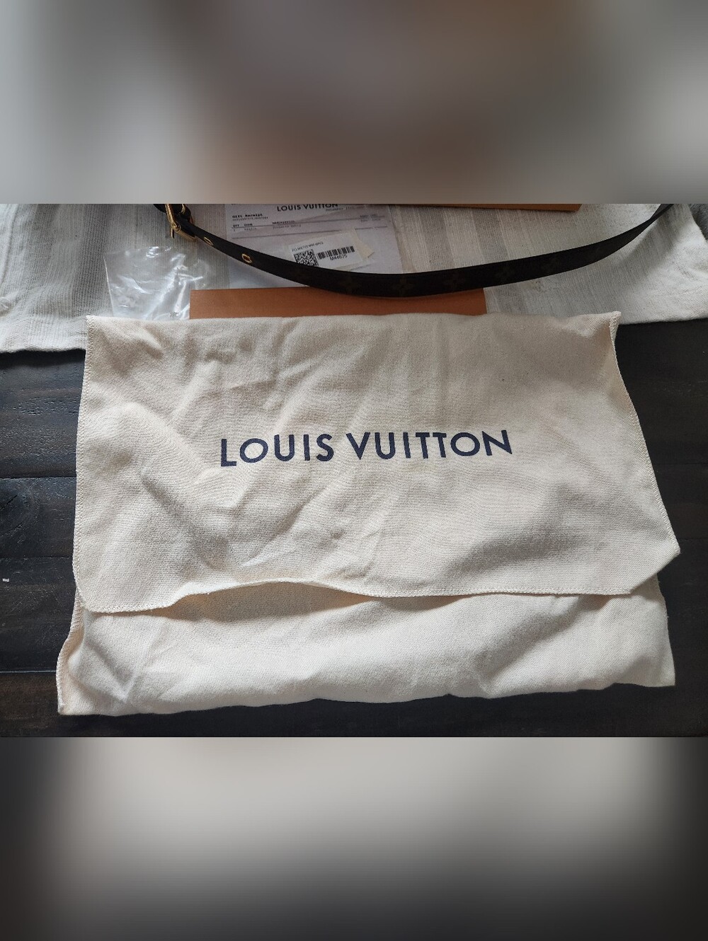 Louis Vuitton Monogram Canvas Pochette Metis in Brown with Gold Hardware - Picture 10 of 17